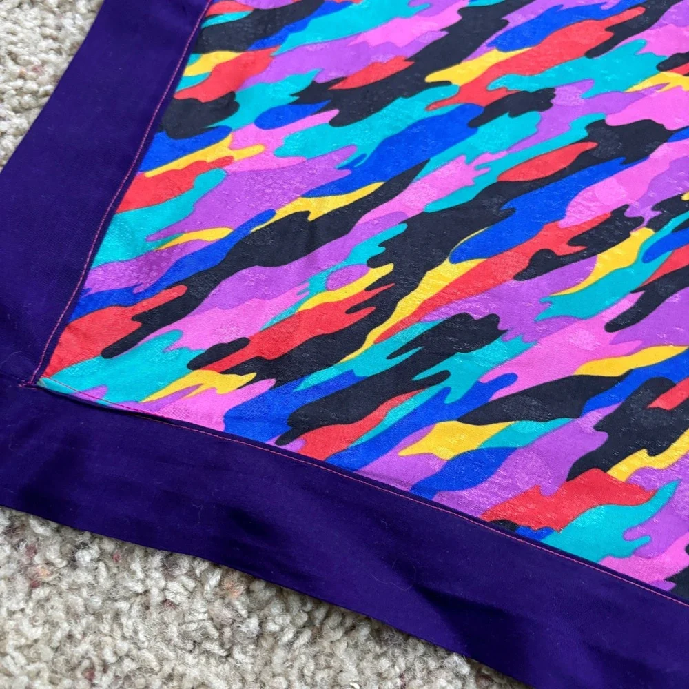 VTG Purple Colorful Abstract Camo Art‎ Damask Large Square Scarf Glamoratti